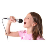 Girl-singing-with-mic-suare-w_800w